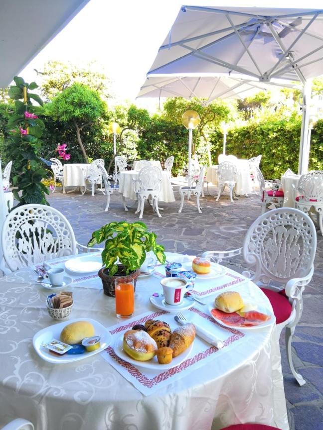 Golf & Beach Hotel Milano Marittima Exterior photo